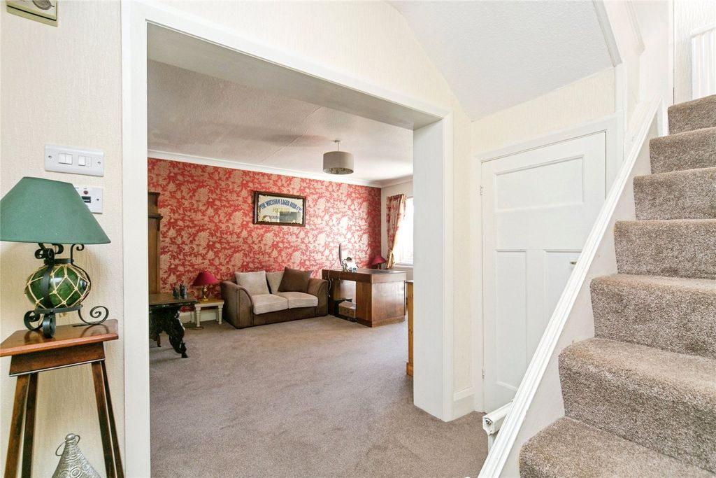 Property photo 3 of 20 Picture No. 05