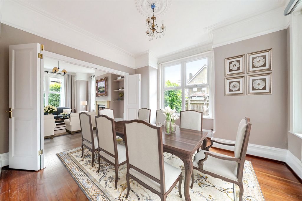 Property photo 3 of 26 Dining Room