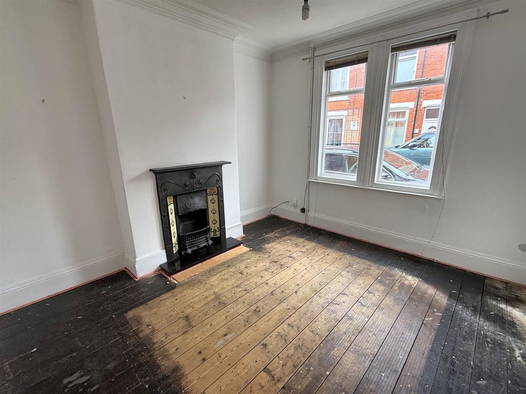 Property photo 3 of 13 Ss2.Jpg