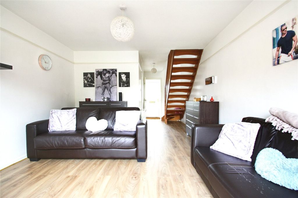 Property photo 3 of 10 Picture No. 22