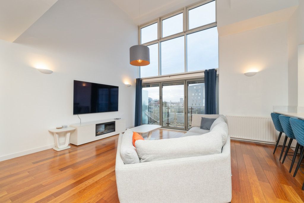 Property photo 3 of 38