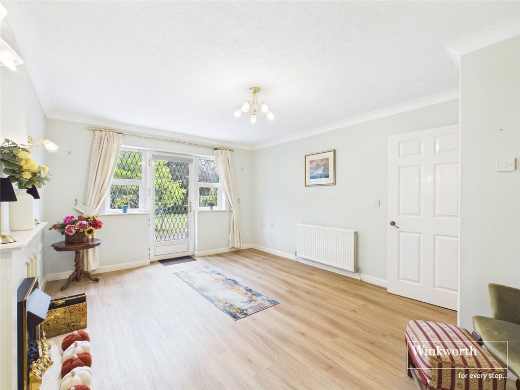 Property photo 2 of 13 Picture No. 12