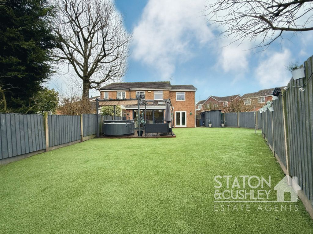 Property photo 2 of 34