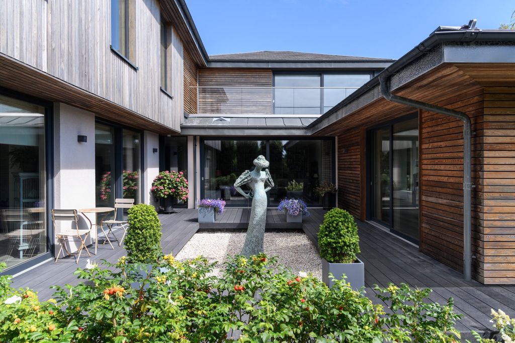 Additional image 18 of 4 bed detached house for saleSmugglers Lane, Bosham, Chichester, West Sussex PO18