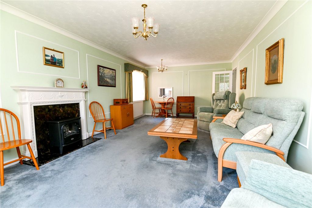 Property photo 3 of 15 Picture No. 04