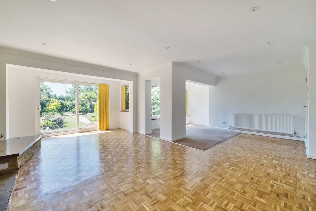Property photo 3 of 15 1313717-9-6852A2E...
