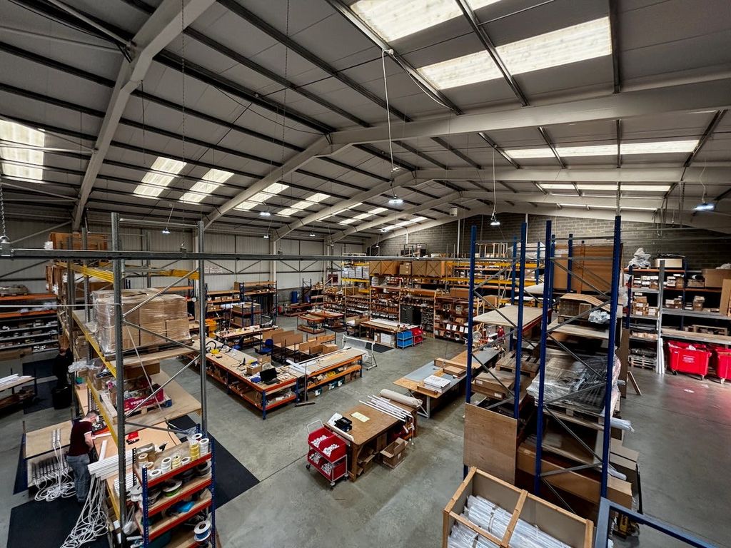 Property photo 2 of 2 21 Chartmoor Road Warehouse.Jpeg