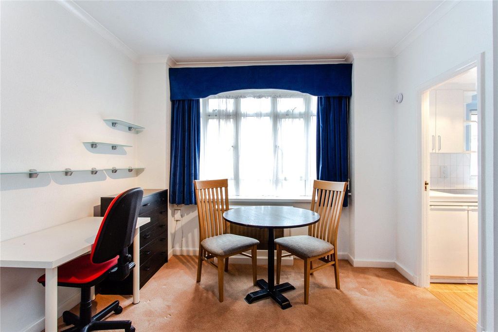 Property photo 2 of 7