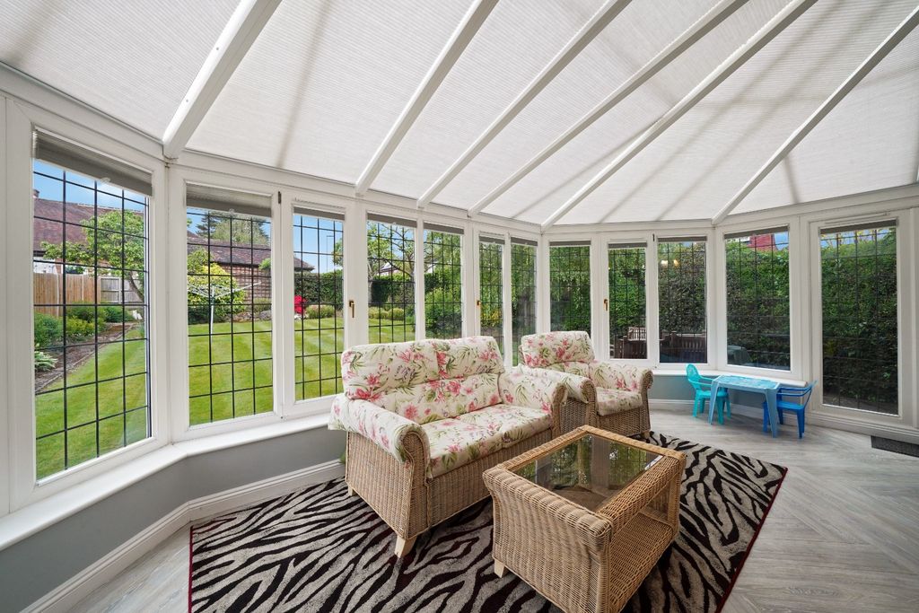 Property photo 3 of 18 5058449