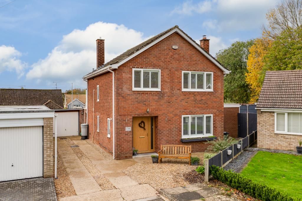 Property photo 1 of 41 9 Raleigh Close, Corby (2 Of 41).Jpg