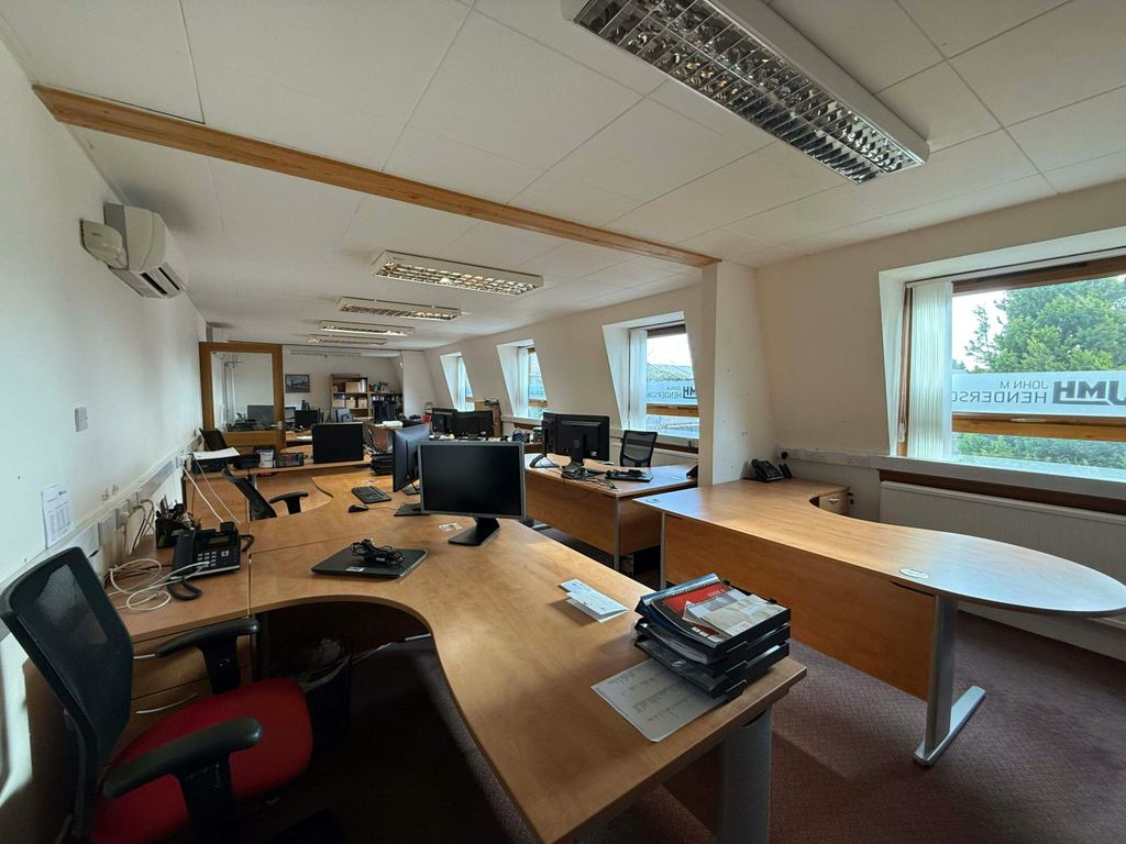 Property photo 2 of 10 Image 2