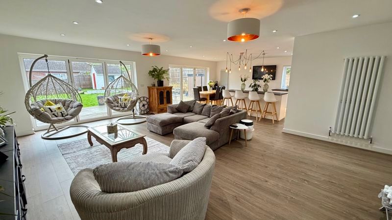 Property photo 3 of 20 Kitchen/Living Area