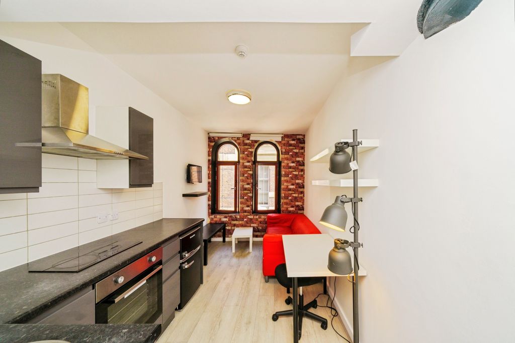 Property photo 3 of 15