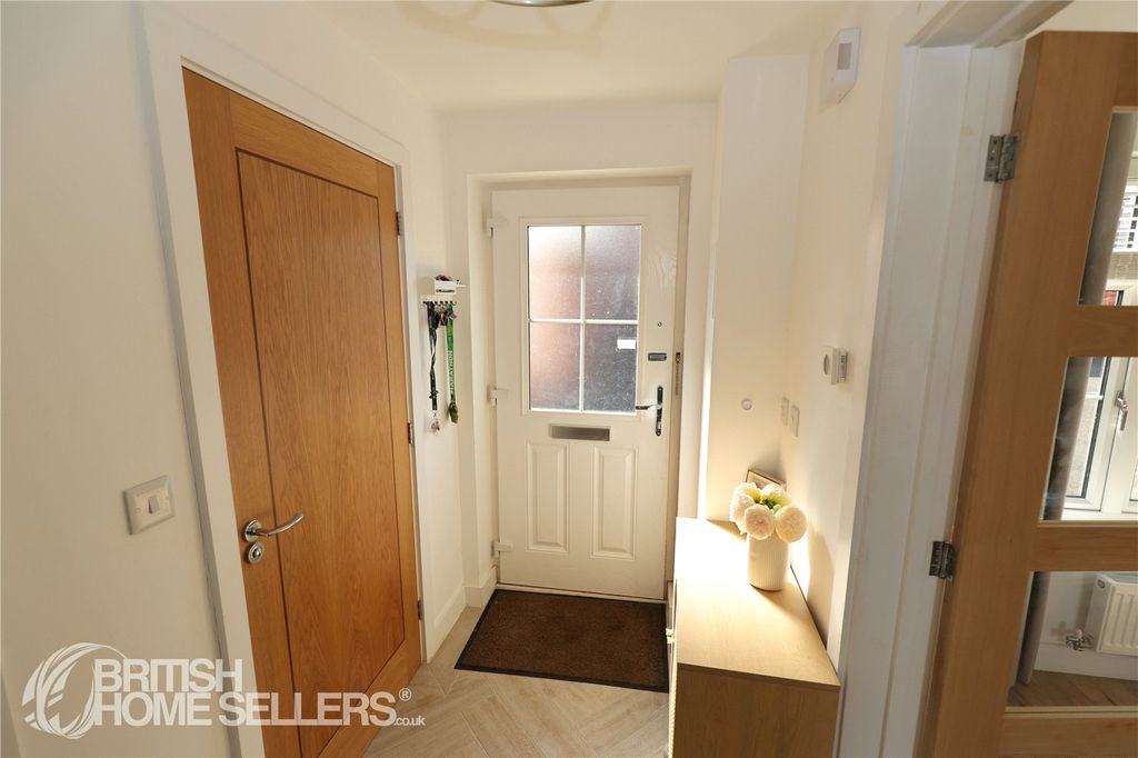 Property photo 2 of 22 Picture No. 04