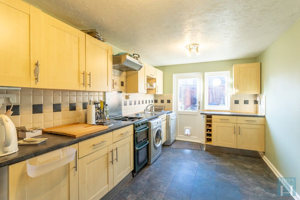 Property photo 2 of 16