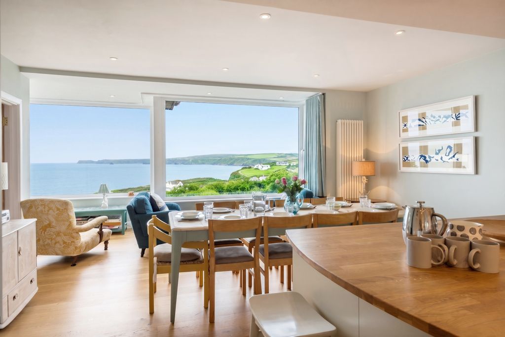 Property photo 1 of 30 Oyster Bay