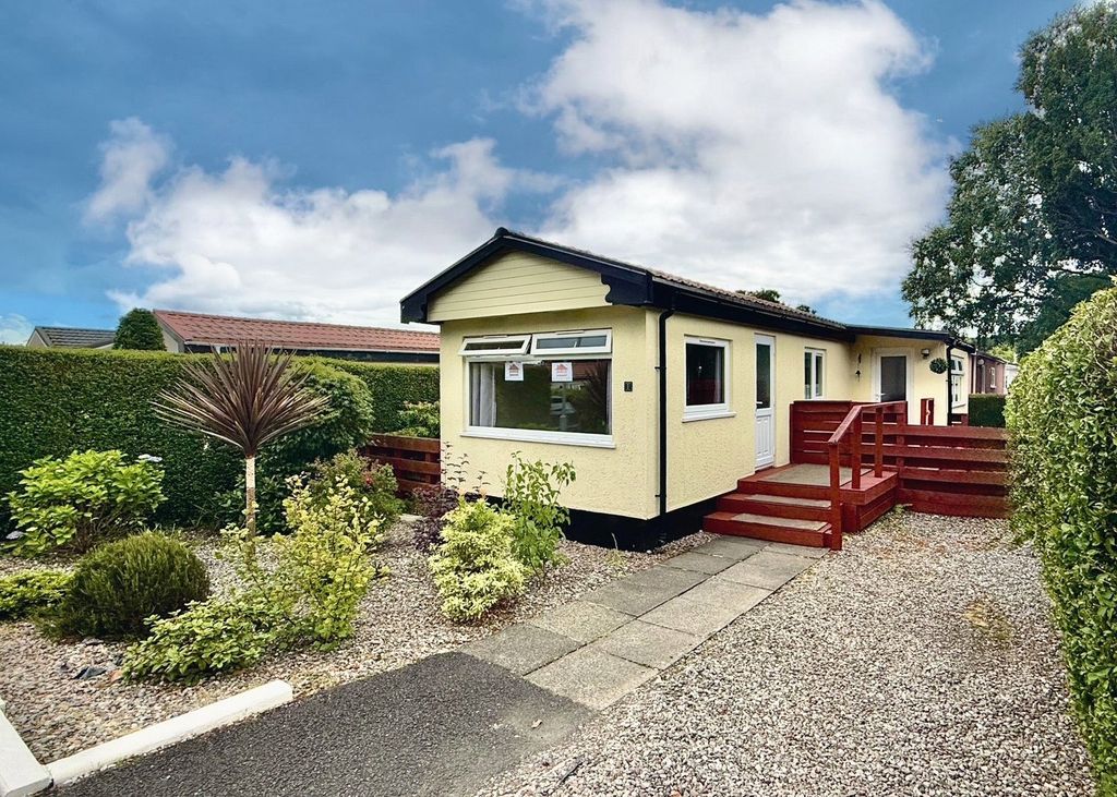 Property photo 1 of 27 Picture No. 23