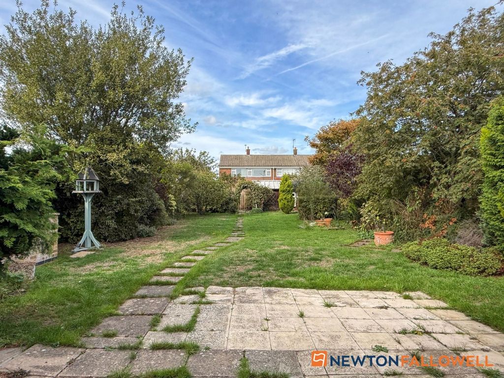 Property photo 3 of 19 Rear Garden