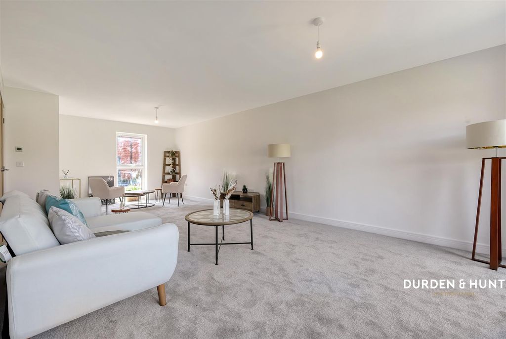 Property photo 3 of 26 Paddocks Lane