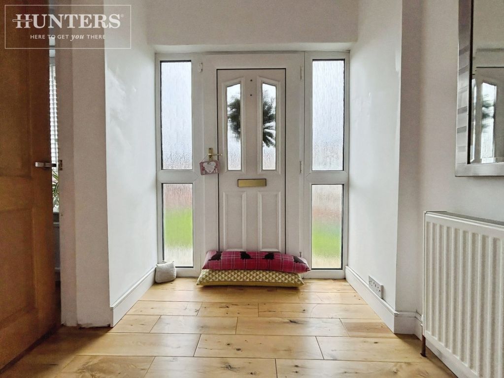 Property photo 3 of 18 Pbox-Img.Jpg