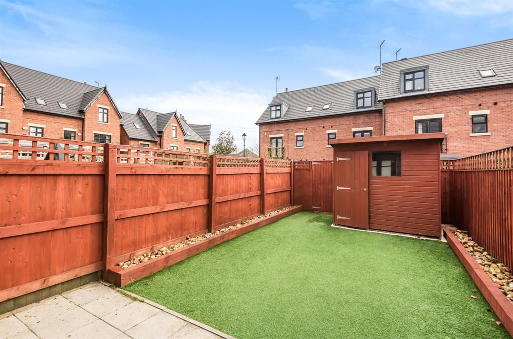 Property photo 2 of 19