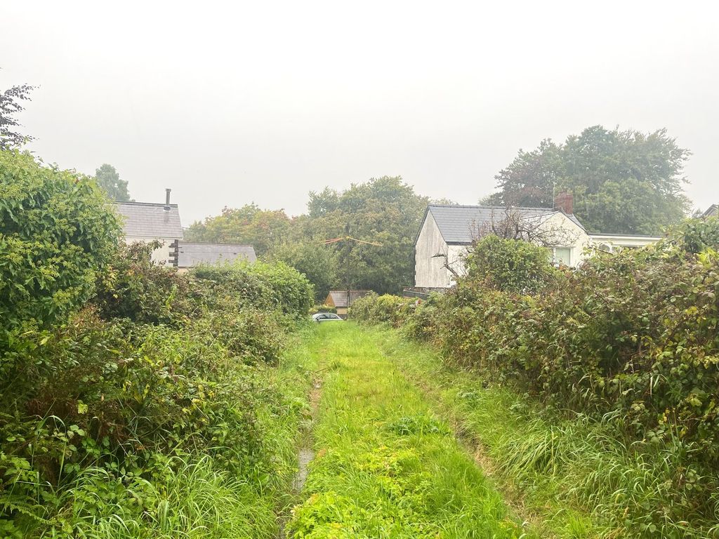 Property photo 3 of 16