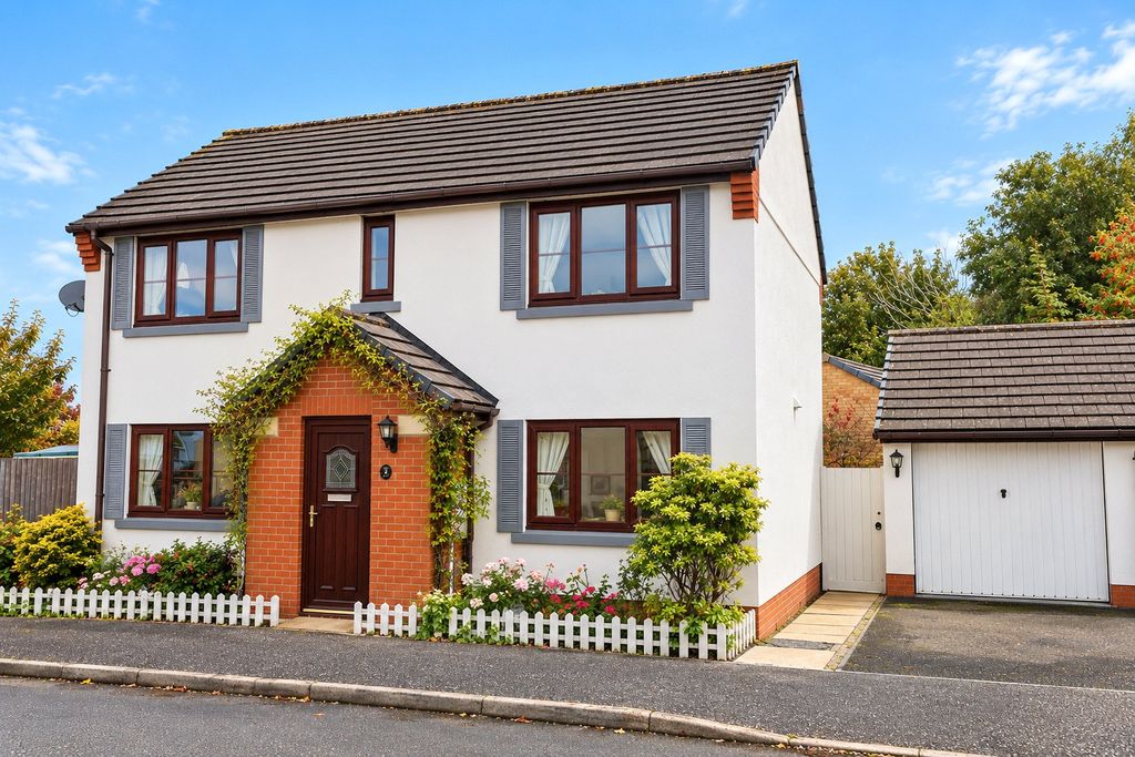 Property photo 1 of 17 Picture No. 02