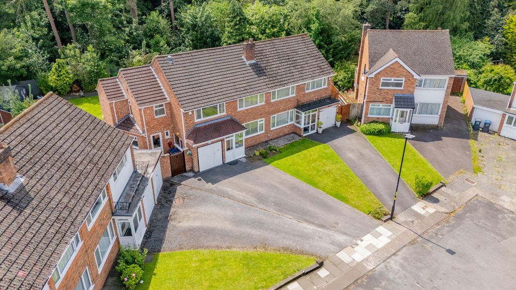 Property photo 1 of 58