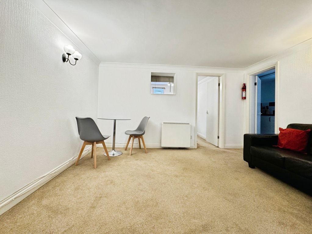 Property photo 2 of 11 01691d9F-Img_2741