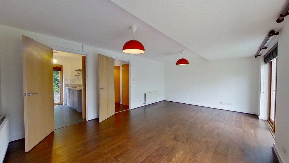 Property photo 3 of 18 Photo 3