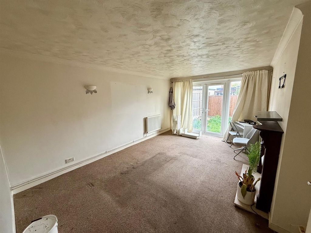 Property photo 2 of 8 2.Jpg