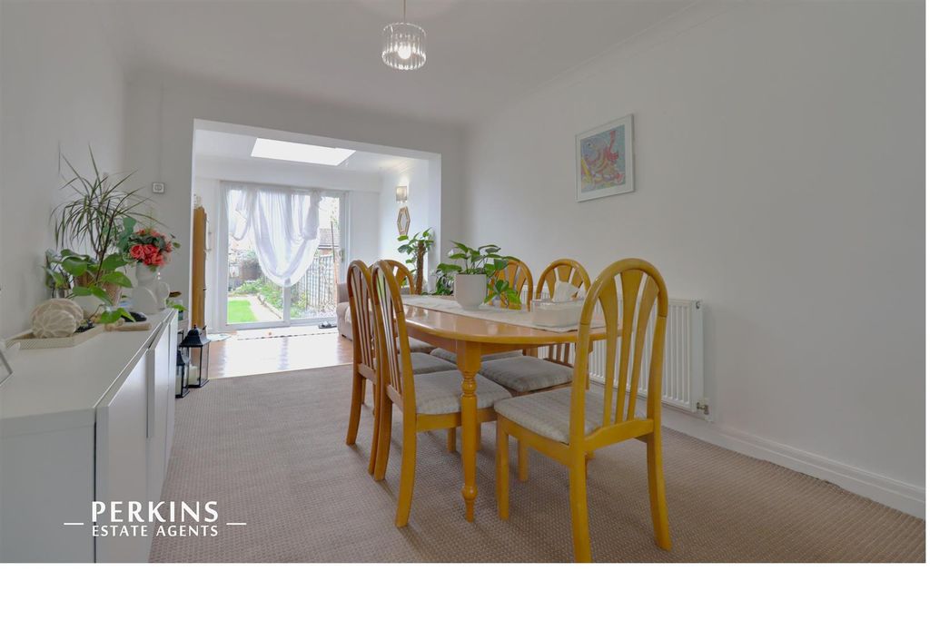 Property photo 2 of 9 Dining.Jpg