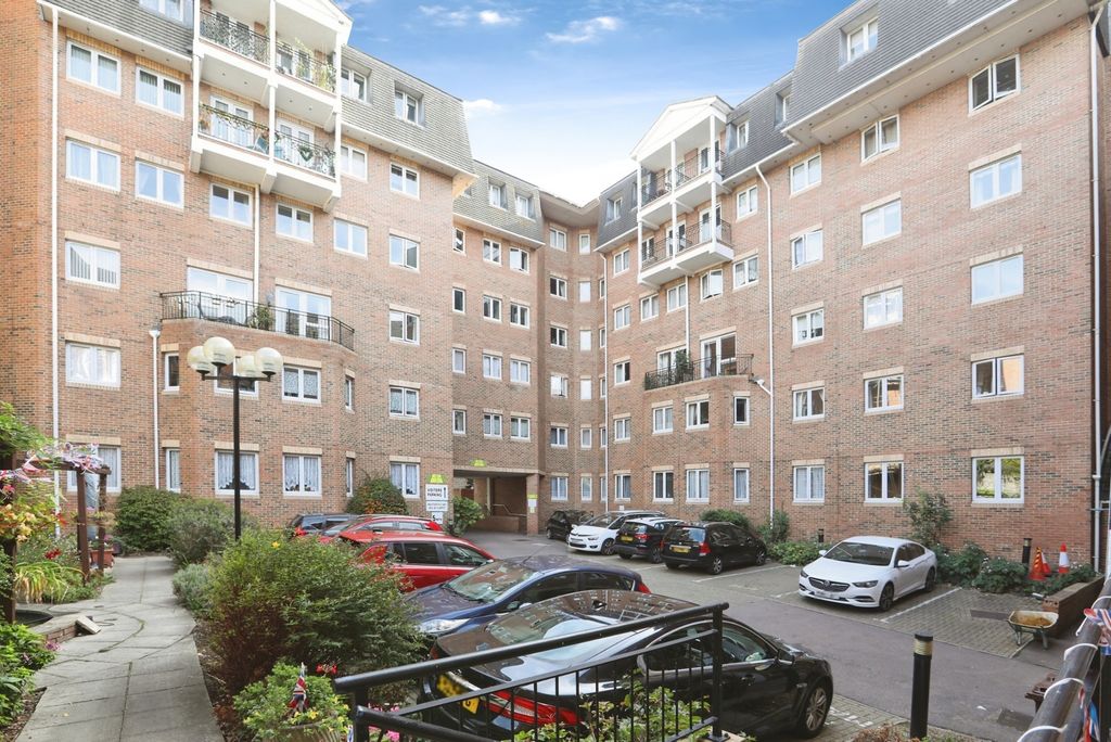 Property photo 1 of 11 Pbox-Img.Jpg
