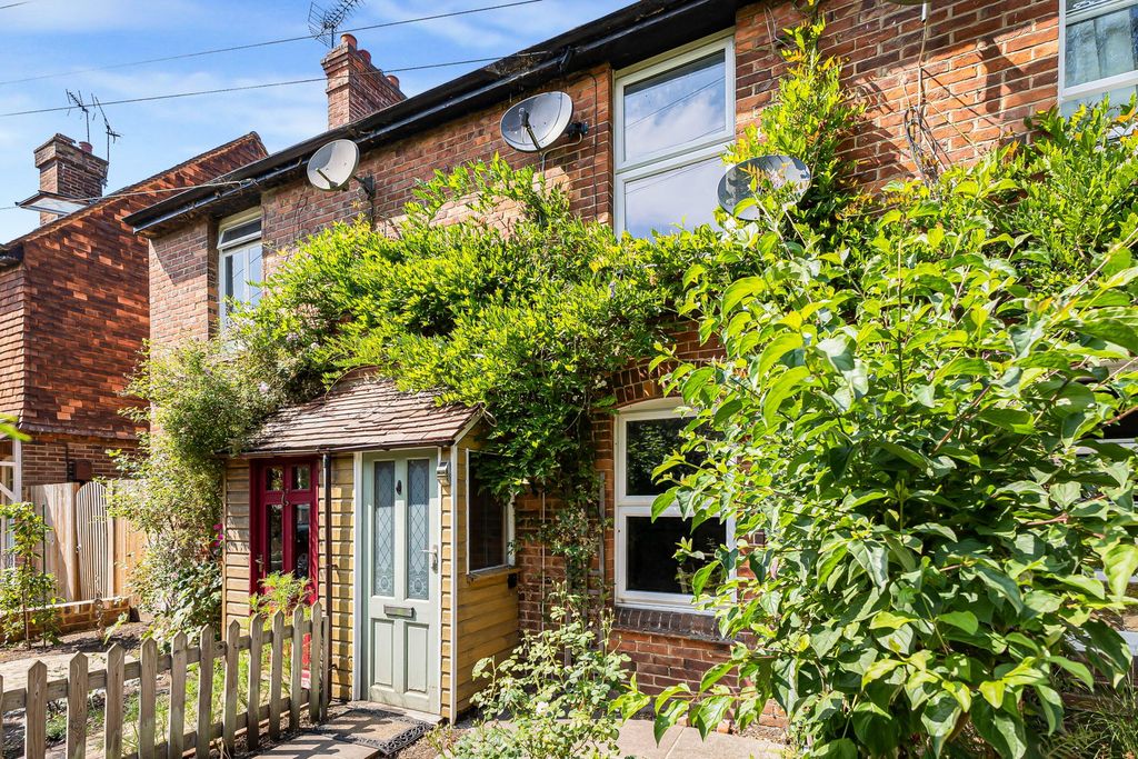 Property photo 1 of 42