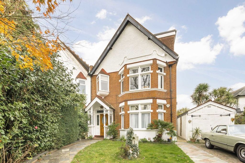 Property photo 1 of 6