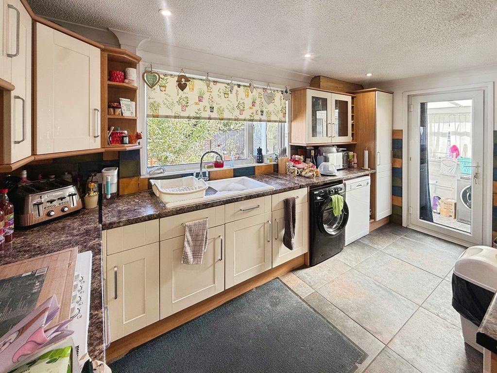 Property photo 3 of 13 Pbox-Img.Jpg