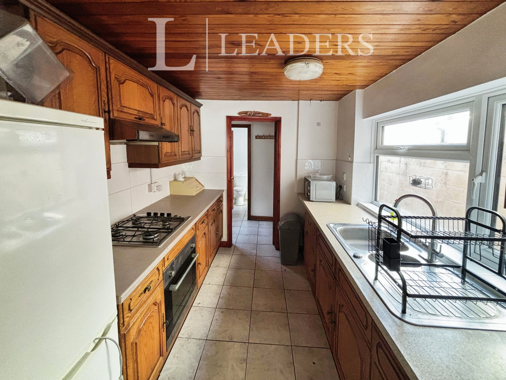 Property photo 2 of 18 043d968c-3