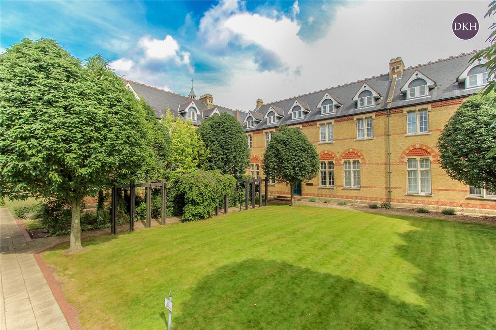 Property photo 1 of 10 Picture No. 23