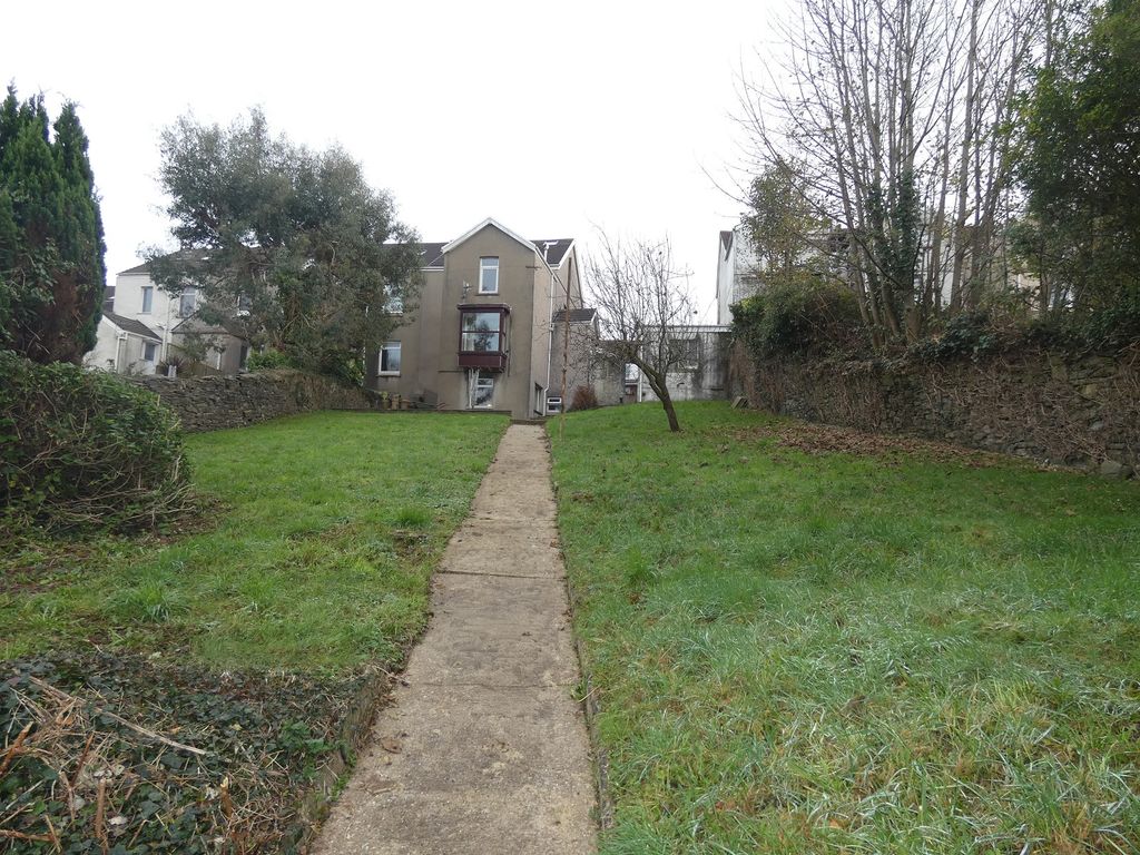 Property photo 3 of 16 Rear View