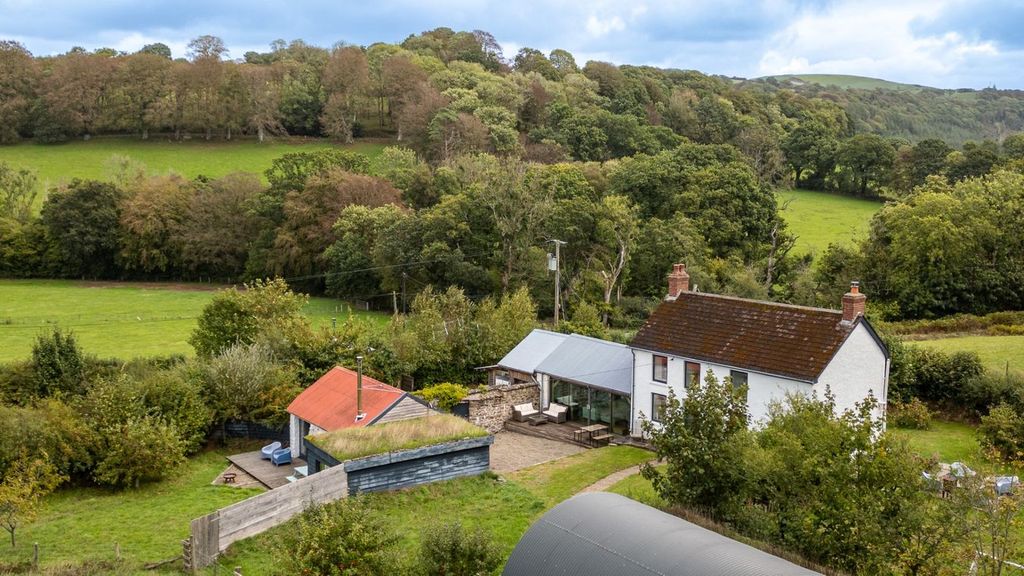 Property photo 2 of 58