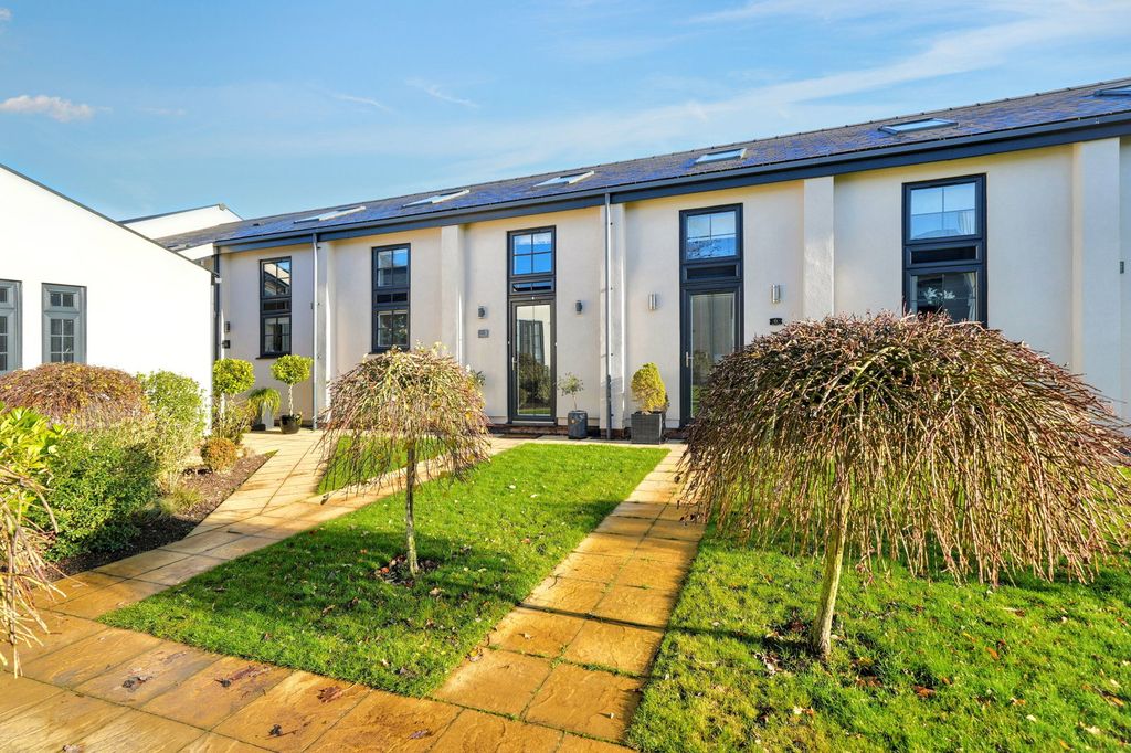 Property photo 3 of 50