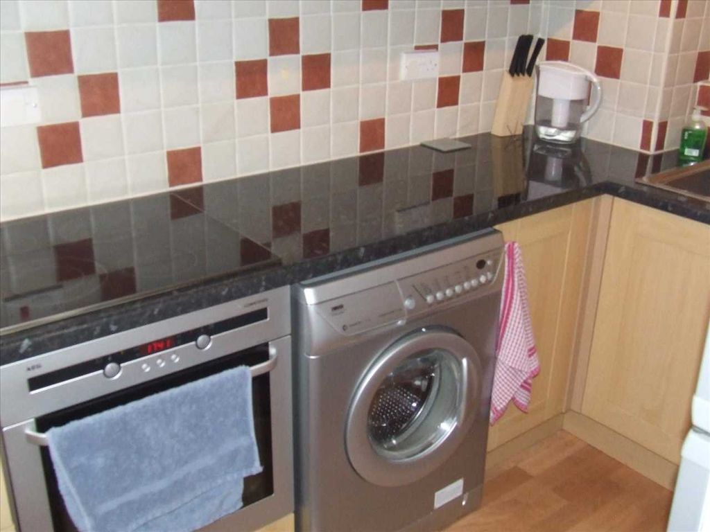 Property photo 3 of 4