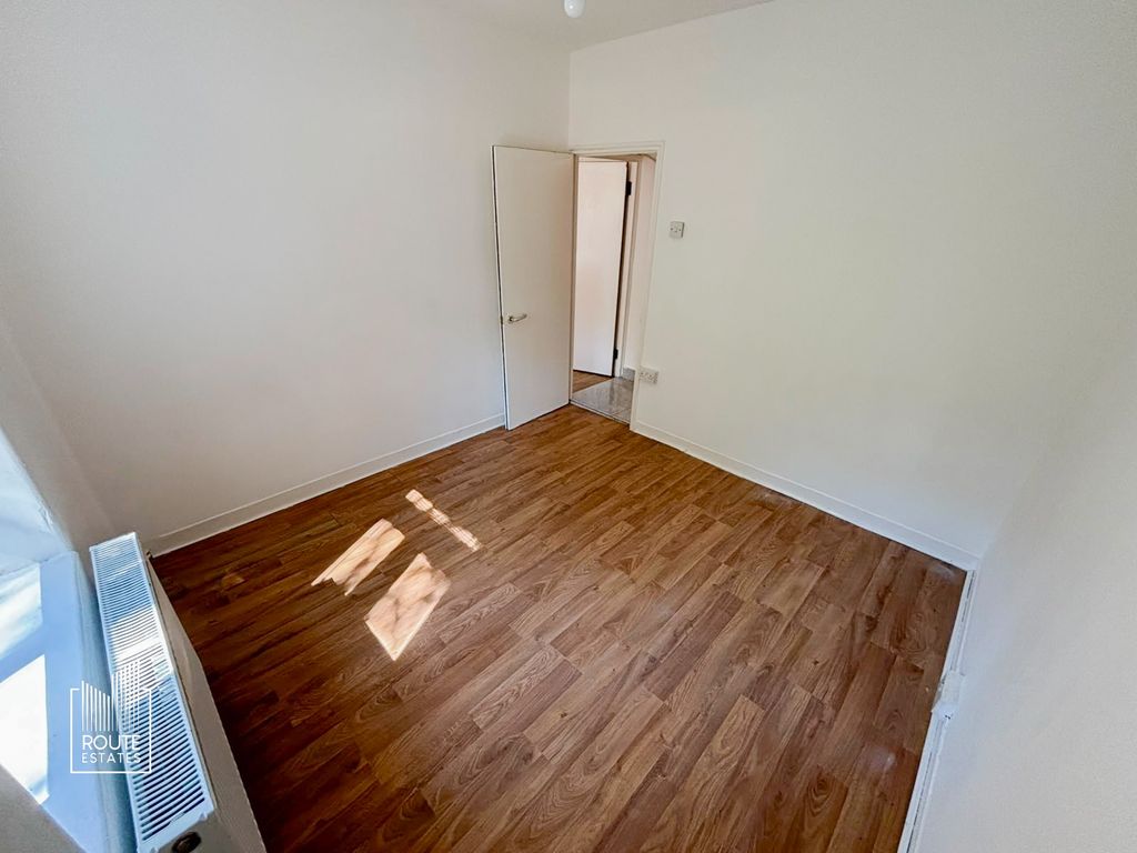 Property photo 3 of 14 Photo 14