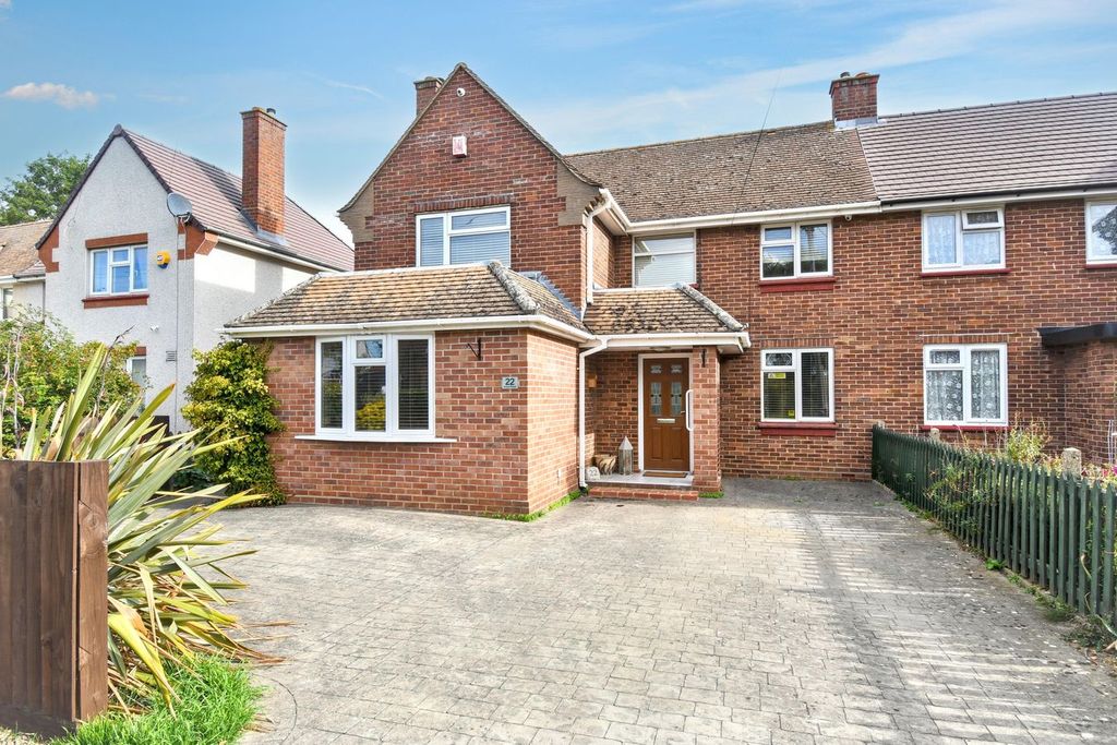 Property photo 1 of 19