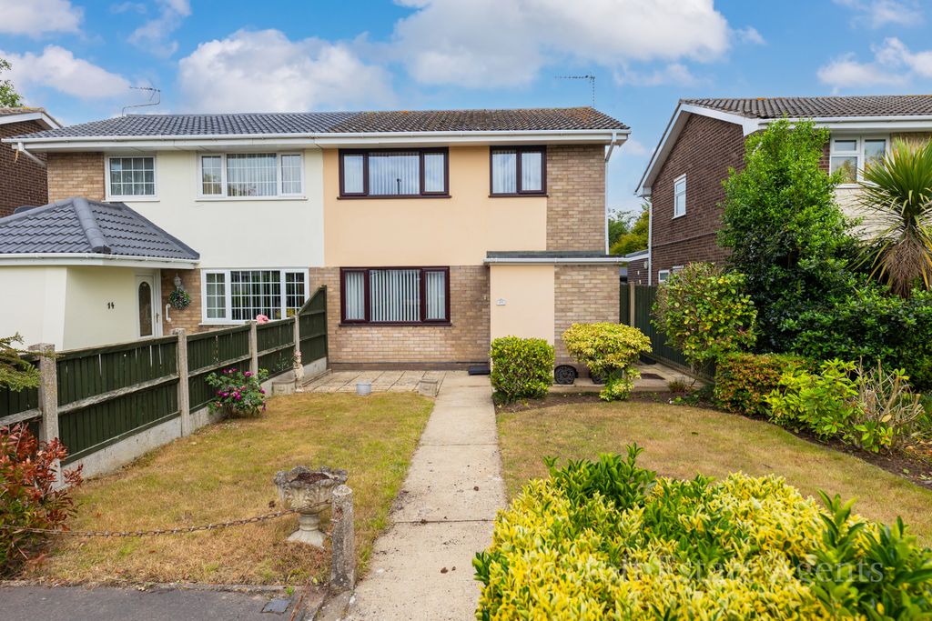 Property photo 1 of 16