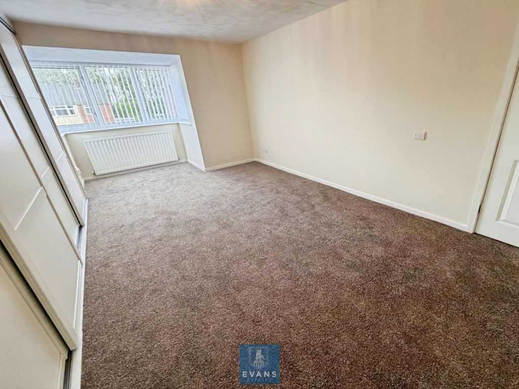 Property photo 3 of 19 Bedroom
