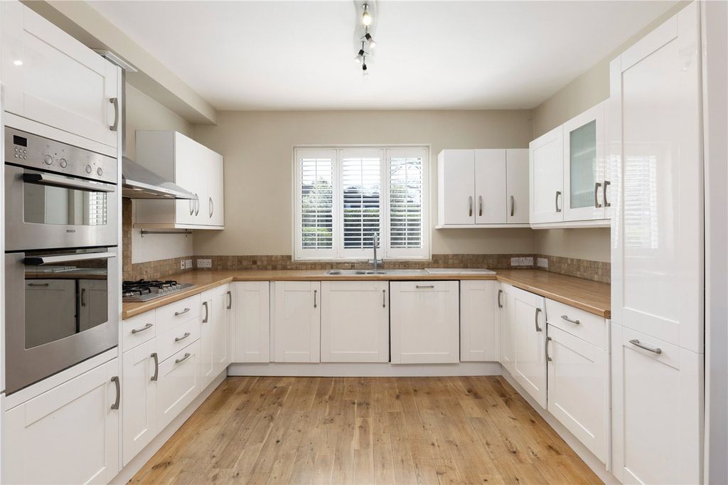 Property photo 3 of 9 Picture No. 04