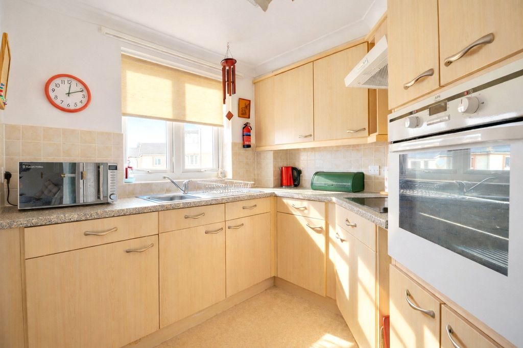 Property photo 2 of 8 2 - Picture No. 03