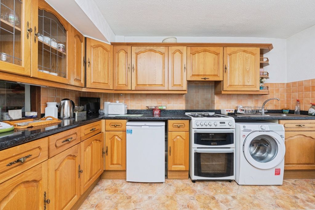 Property photo 1 of 16 Photo