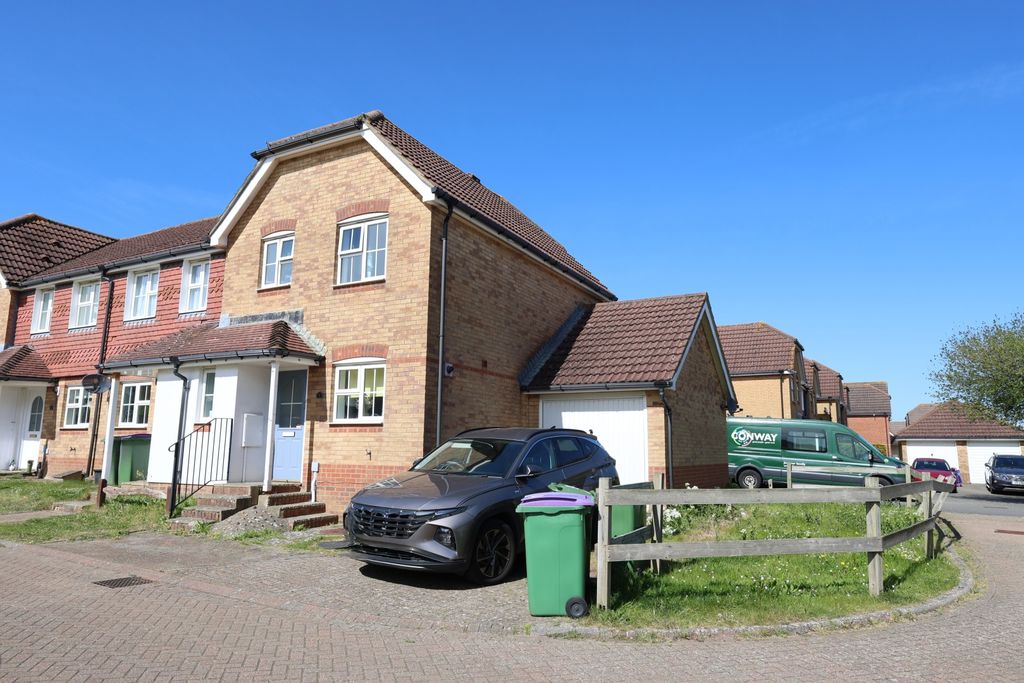 Property photo 1 of 12 Front View